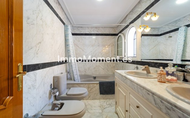 Resale - Detached villa - Fuengirola - Fuengirola Centro
