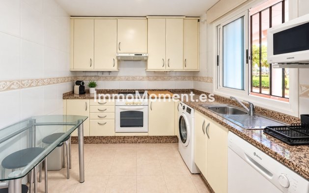 Wiederverkauf - Wohnung - Marbella - Guadalmina Alta
