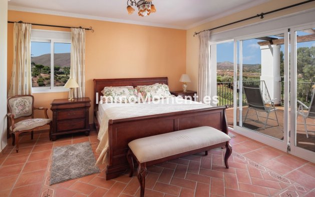 Resale - Detached villa - Mijas - La Cala Golf