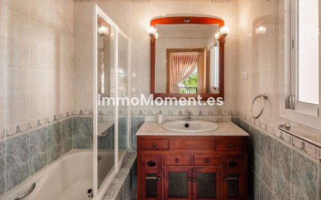 Resale - Detached villa - Mijas - La Cala Golf