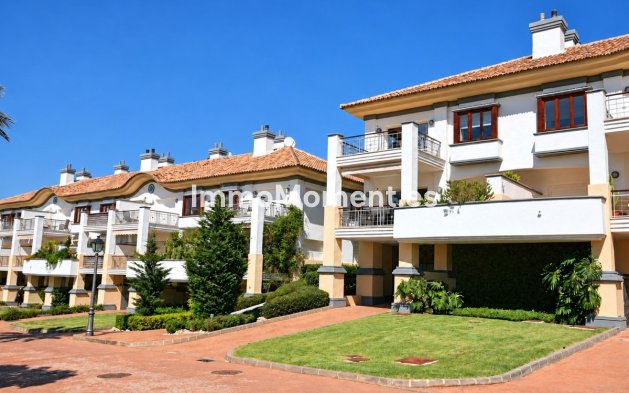 Resale - Detached villa - Mijas - La Cala Golf