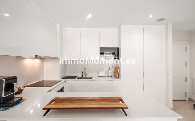 Resale - Apartment - Estepona - Estepona Centro