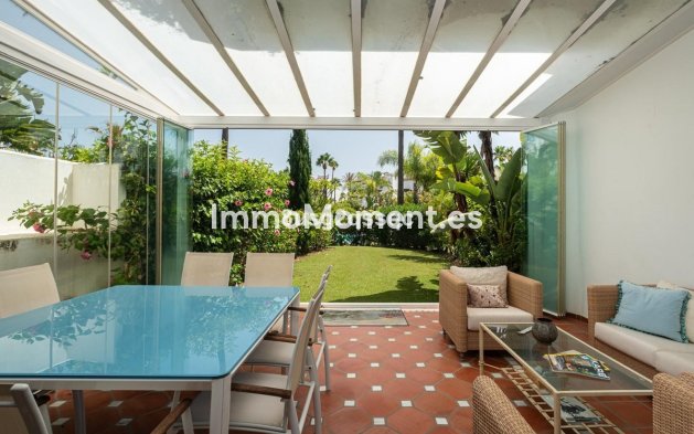 Resale - Detached villa - Estepona - Costalita