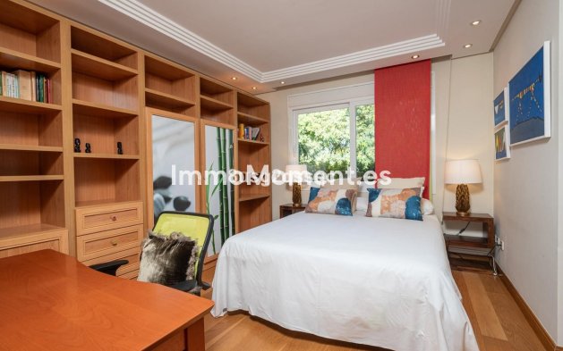 Resale - Detached villa - Estepona - Costalita