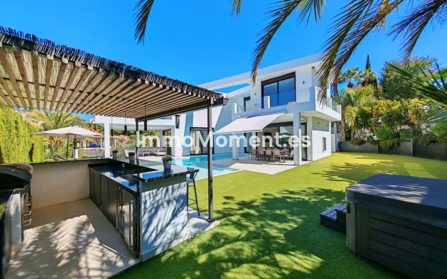 Wiederverkauf - Freistehende Villa - Marbella - El Rosario