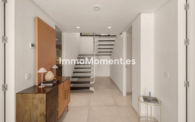 Reventa - Villa independiente - Marbella - Nueva Andalucía