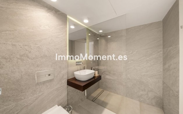 Reventa - Villa independiente - Marbella - Nueva Andalucía