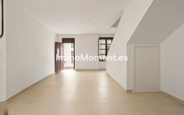 Wiederverkauf - Reihenhaus - Estepona  - Estepona Centro