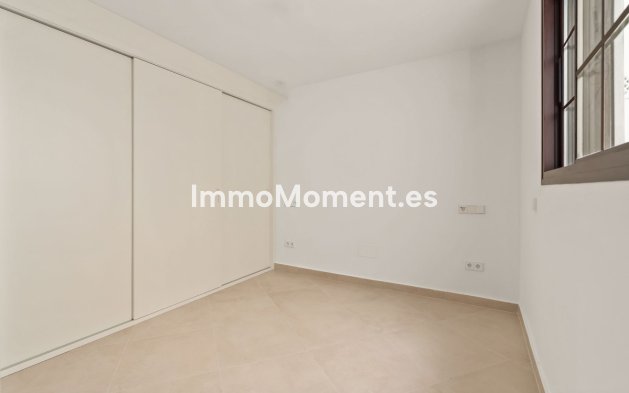 Wiederverkauf - Reihenhaus - Estepona  - Estepona Centro