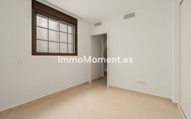 Wiederverkauf - Reihenhaus - Estepona  - Estepona Centro