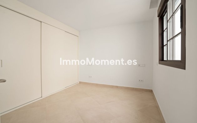 Wiederverkauf - Reihenhaus - Estepona  - Estepona Centro
