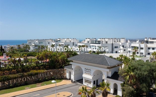Revente - Appartement - Estepona  - Estepona Centro
