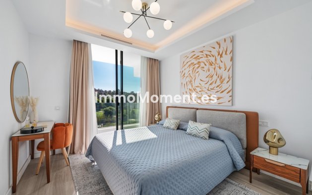 Resale - Detached villa - Estepona - Estepona Centro