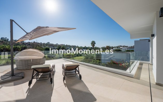 Resale - Detached villa - Estepona - Estepona Centro