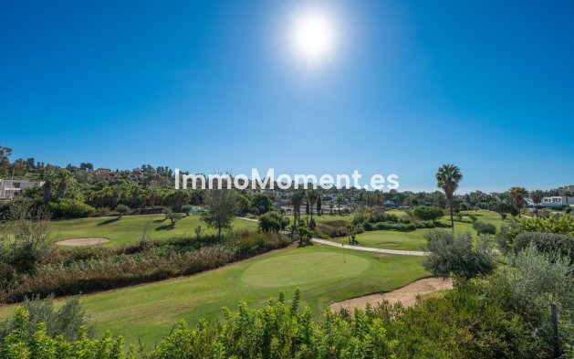 Resale - Detached villa - Estepona - Estepona Centro