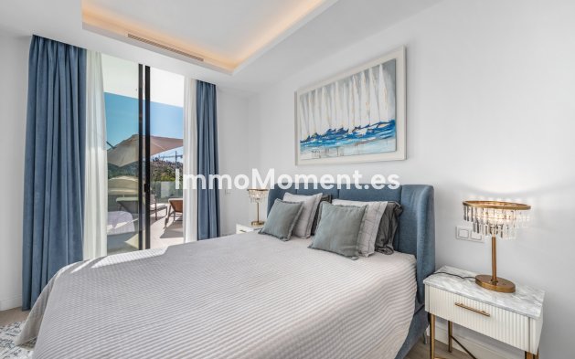 Resale - Detached villa - Estepona - Estepona Centro