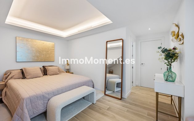 Resale - Detached villa - Estepona - Estepona Centro
