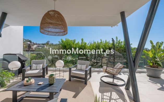 Resale - Detached villa - Estepona - Estepona Centro