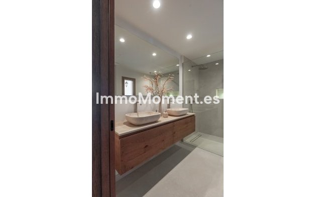 Wiederverkauf - Freistehende Villa - Marbella - El Rosario