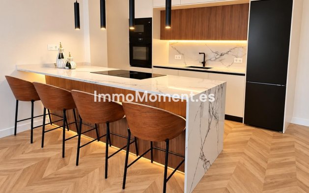 Revente - Appartement - Málaga - La Trinidad