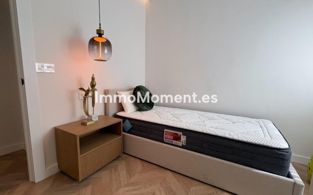 Revente - Appartement - Málaga - La Trinidad