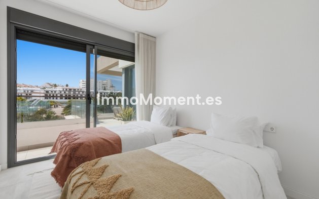 Revente - Appartement - Estepona  - Estepona Centro