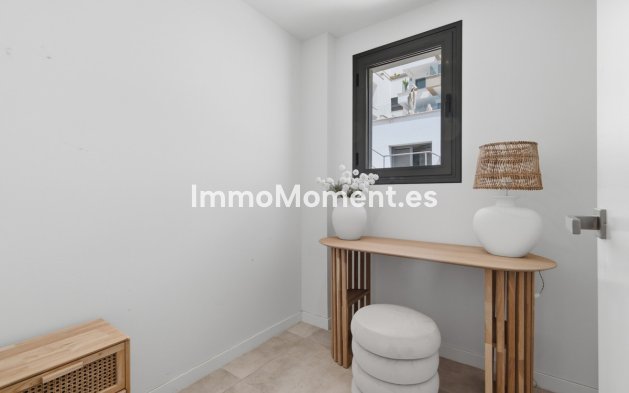 Revente - Appartement - Estepona  - Estepona Centro