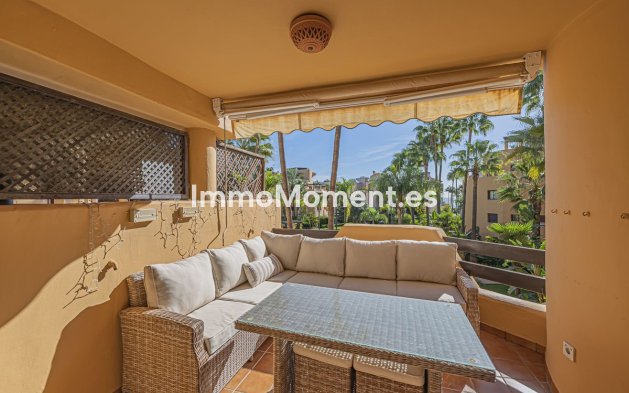 Resale - Apartment - Estepona - Costalita