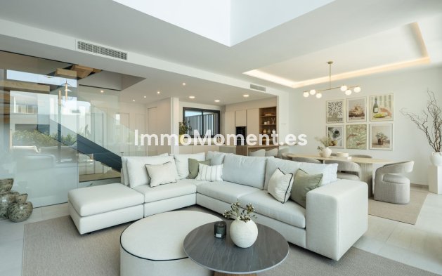 Resale - Townhouse - Marbella - Río Real