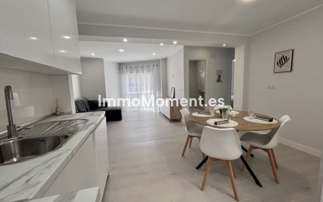 Resale - Apartment - Fuengirola - Fuengirola Centro