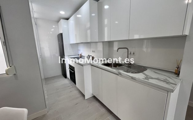 Resale - Apartment - Fuengirola - Fuengirola Centro