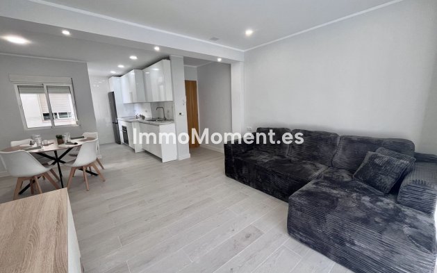 Resale - Apartment - Fuengirola - Fuengirola Centro