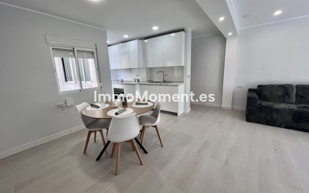 Resale - Apartment - Fuengirola - Fuengirola Centro