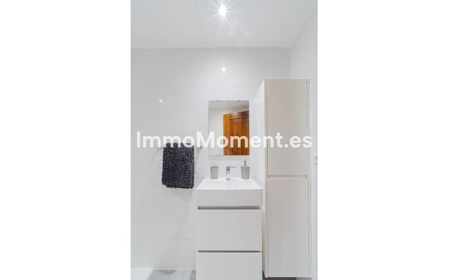 Resale - Apartment - Orihuela Costa - Punta Prima