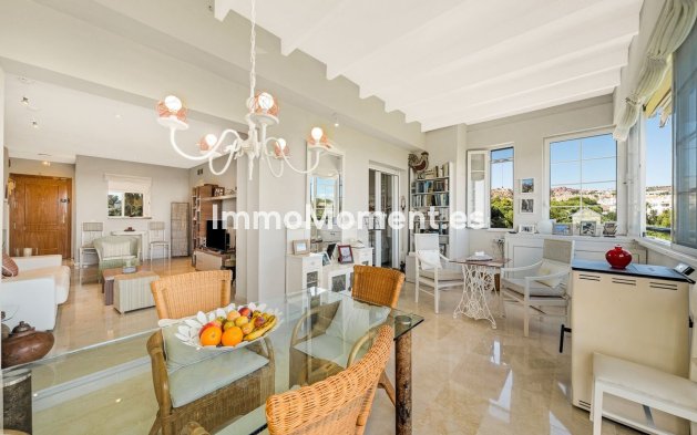 Resale - Apartment - Mijas Costa - Calahonda