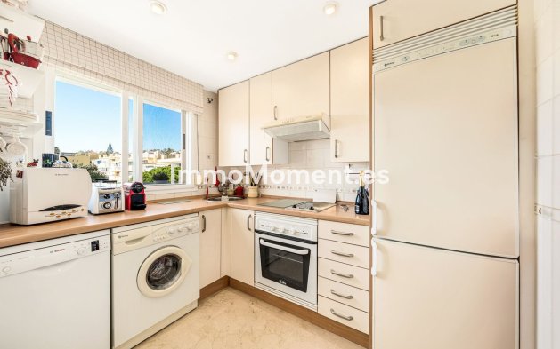 Resale - Apartment - Mijas Costa - Calahonda