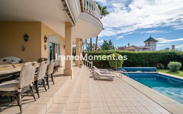 Resale - Detached villa - Benalmadena - Benalmadena Costa