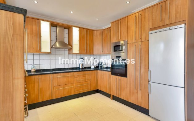 Resale - Detached villa - Benalmadena - Benalmadena Costa