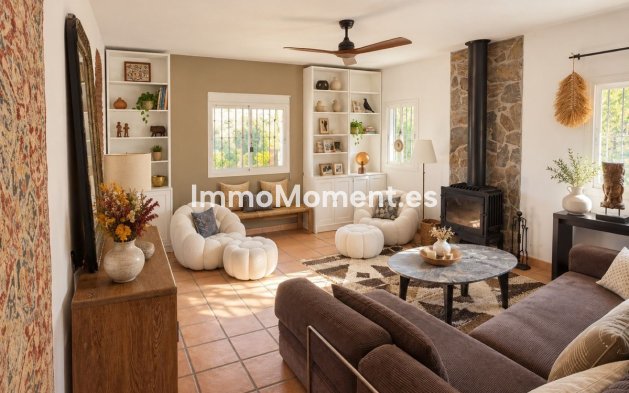Resale - Country house - Inland  - Alhaurín de la Torre