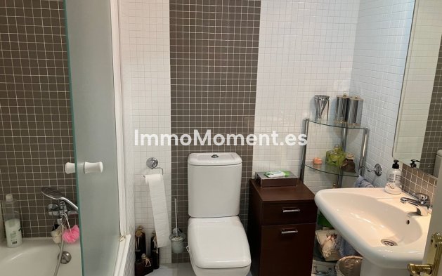 Resale - Apartment - Marbella - Elviria
