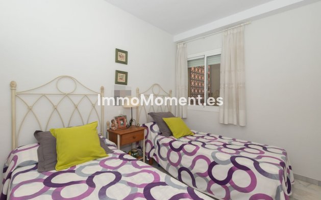 Resale - Apartment - Marbella - Elviria