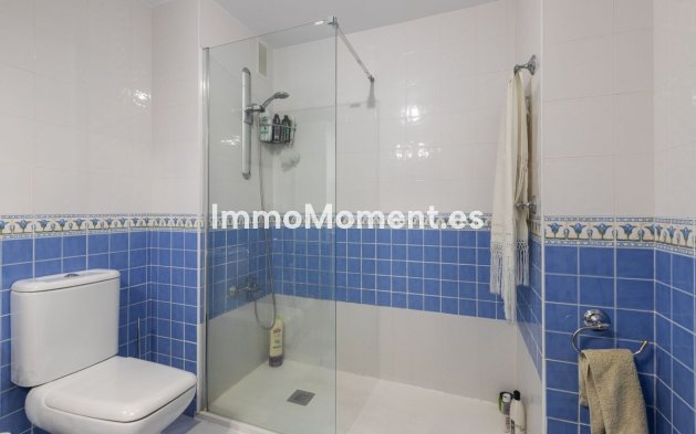 Resale - Apartment - Marbella - Elviria