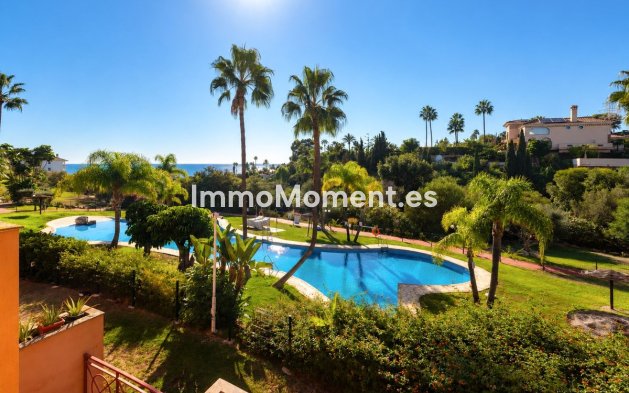 Resale - Apartment - Marbella - Elviria