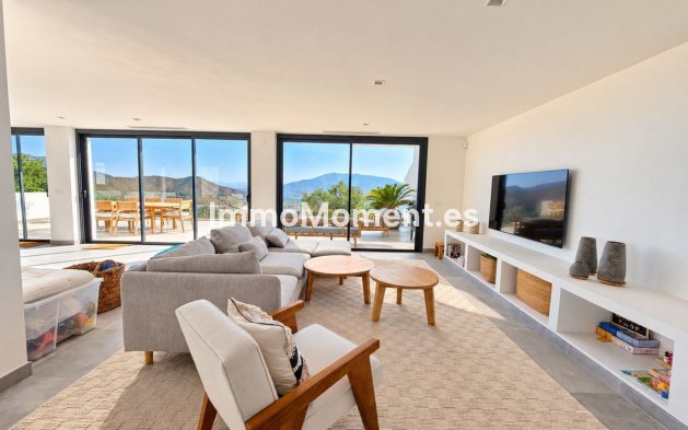 Bestaande woning - Vrijstaande villa - Marbella - La Mairena