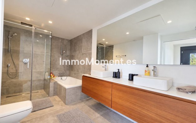 Bestaande woning - Vrijstaande villa - Marbella - La Mairena