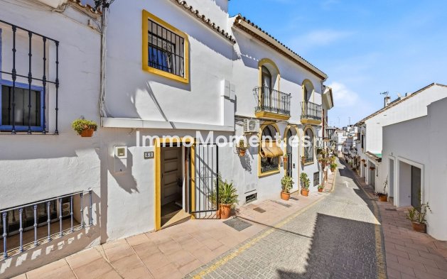 Wiederverkauf - Reihenhaus - Estepona  - Estepona Centro