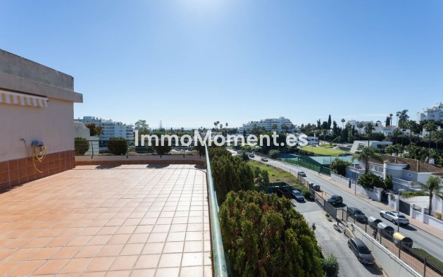 Resale - Apartment - Marbella - Guadalmina Alta