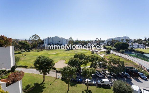 Resale - Apartment - Marbella - Guadalmina Alta