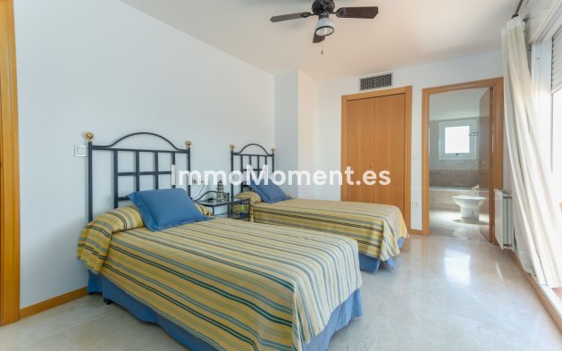 Resale - Apartment - Marbella - Guadalmina Alta