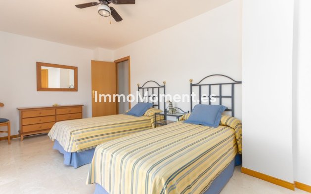 Resale - Apartment - Marbella - Guadalmina Alta